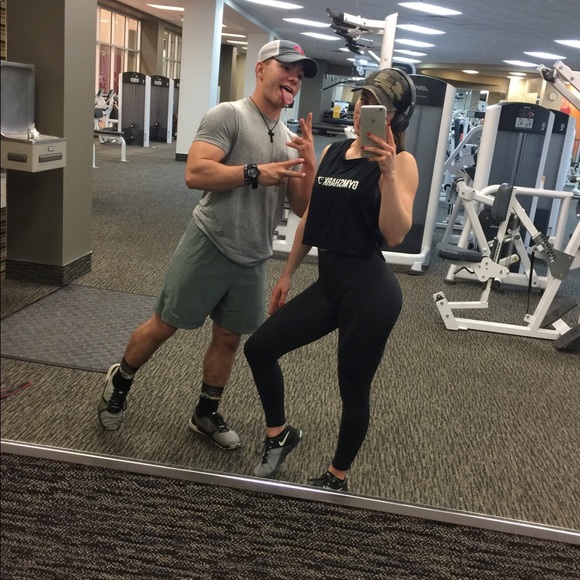 Meet your Posher, Chris - Picture 5 of 7